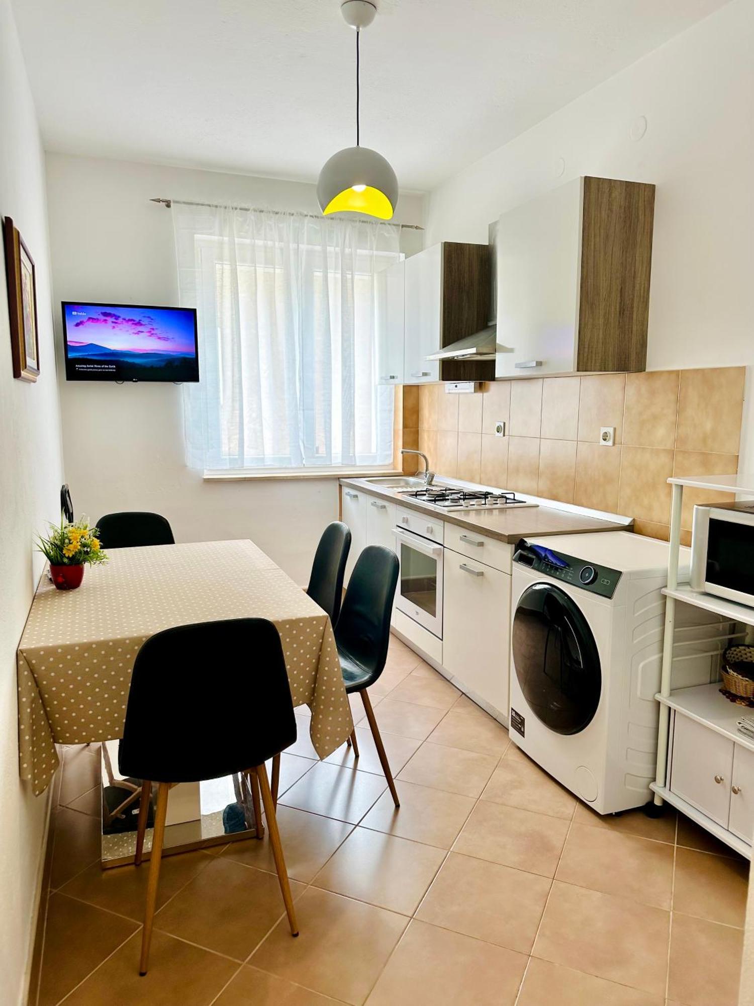 Spacious Family Apartment Near The Beach 马卡尔斯卡 外观 照片