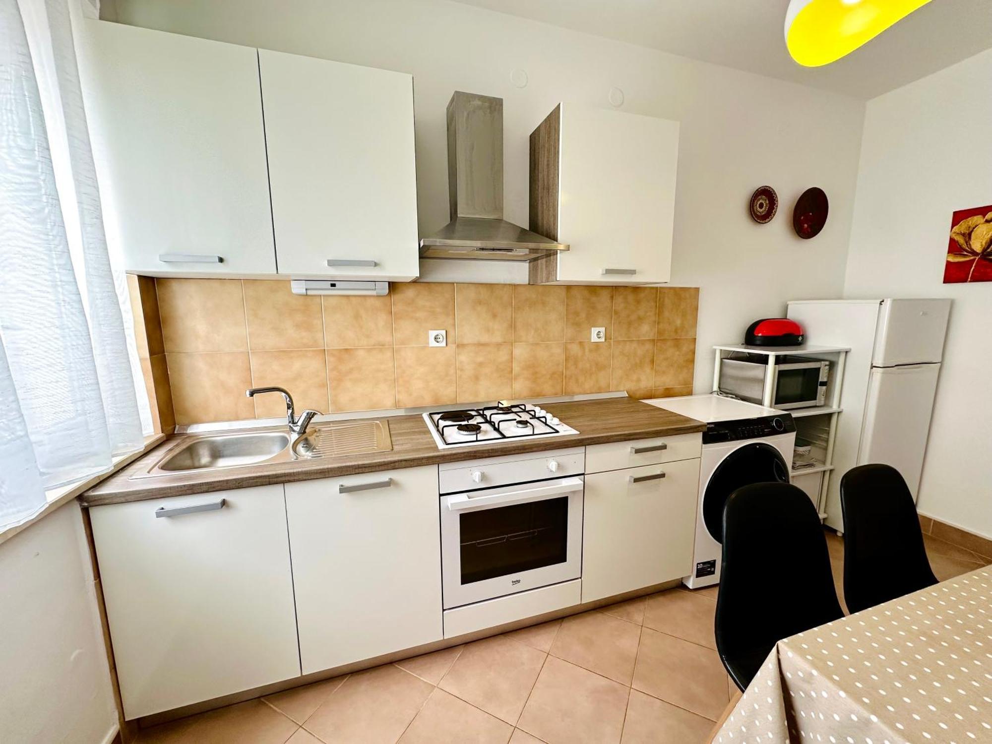 Spacious Family Apartment Near The Beach 马卡尔斯卡 外观 照片